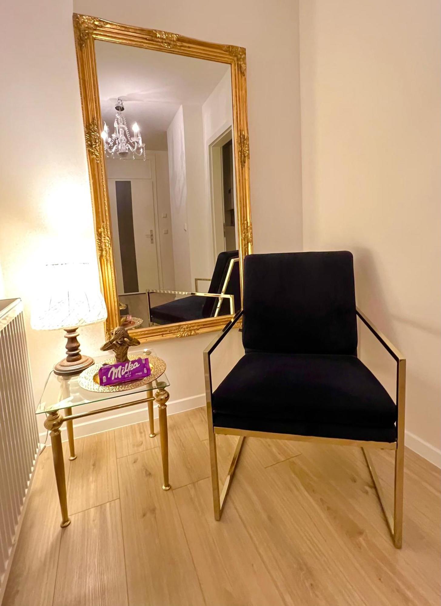 Schoenes Apartment In Hannover Esterno foto